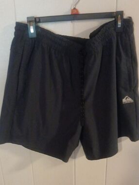 Mens Xl Quicksilver Shorts